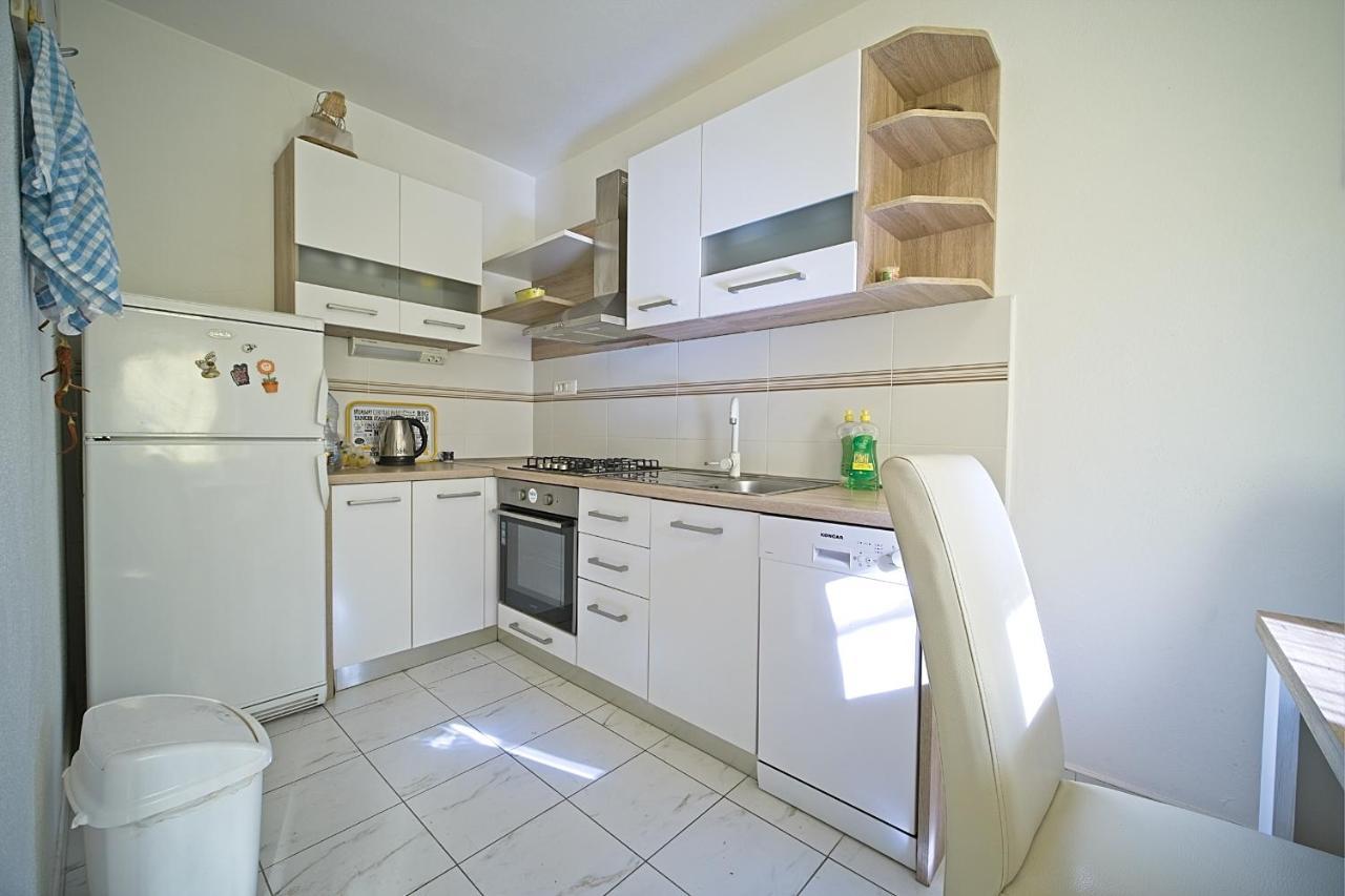 Apartment Renata ポスティレ エクステリア 写真