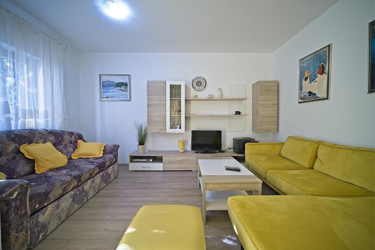 Apartment Renata ポスティレ エクステリア 写真
